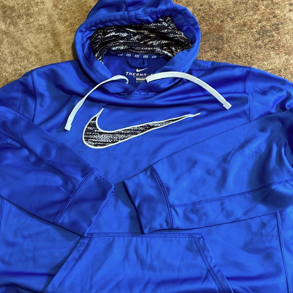 Nike Therma Fit Hoodie